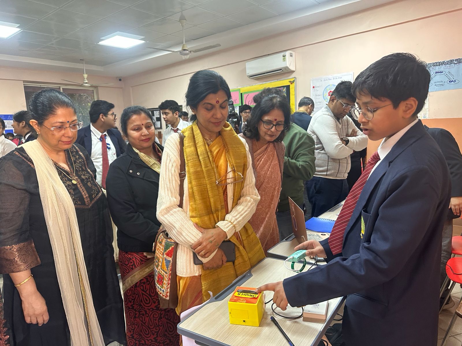  The future belongs to those who think, create, and experiment fearlessly.